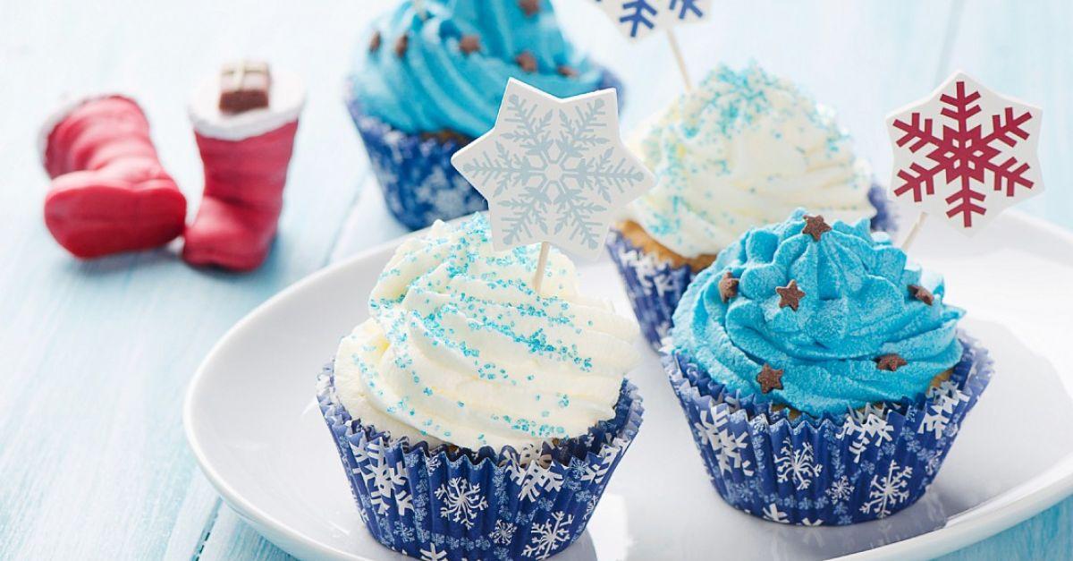 cupcakes decorated for winter